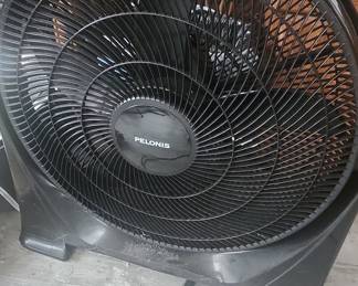 Pelonis Oscillating Tower Fan