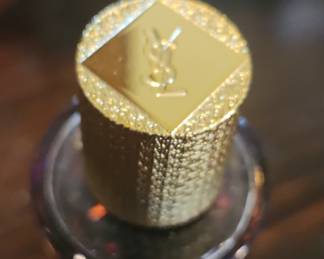 Yves Saint Laurent Manifesto Eau de Parfum