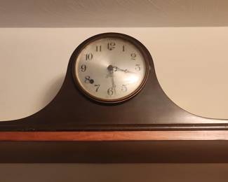 Sessions Dundee Mantle Clock