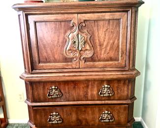 Gentleman's tall wardrobe by Suniland