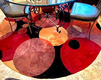 90" colorful circles round