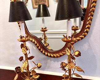 Pair Hollywood Regency gilt decorative only lamps
