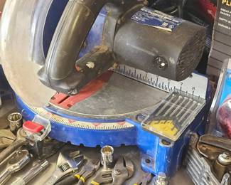 Loaded+++: Boat+ Jeep+ Tools+ Lumber+ Shed