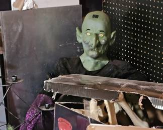 Loaded+++: Boat+ Jeep+ Tools+ Lumber+ Shed