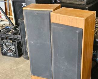 Loaded+++: Boat+ Jeep+ Tools+ Lumber+ Shed