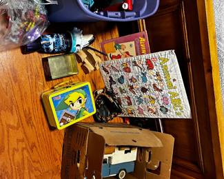 Lots of kids toys and vintage toys