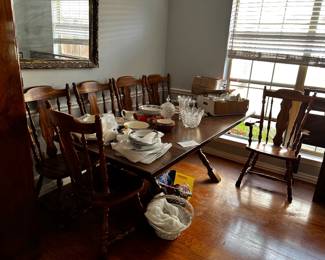 Dining table and 6 chairs