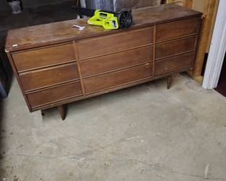 Mid century chest