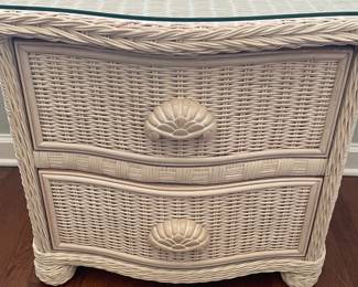 Wicker chest
