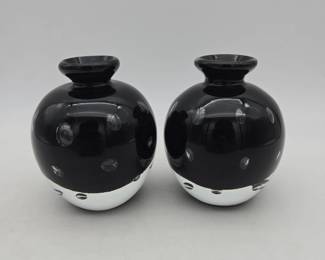 Contemporary Vases Lot 109