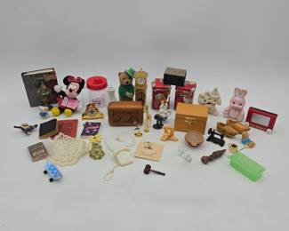 Lot of Misc. Miniatures Lot 93i