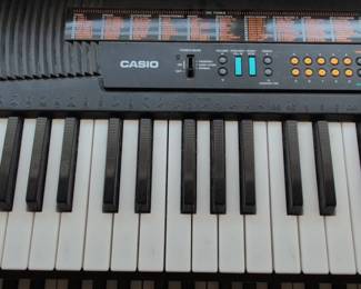 Casio CTKL Electronic Keyboard fourth image