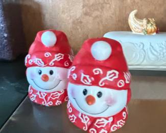 Sakura, Debbie Mumm, and Home Essentials Ceramic Kitchenware Collection third image