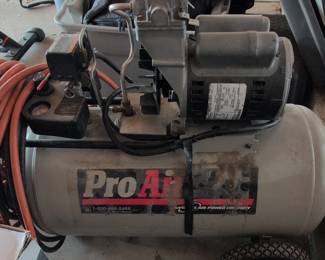 DeVilbiss Pro Air HP Gallon Air Compressor third image