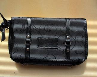 Assorted Womens Handbags and Wallet second image