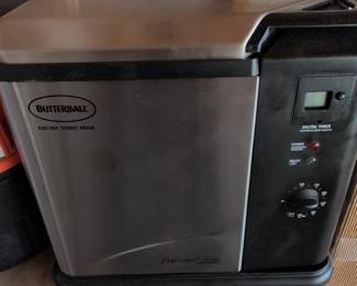 Butterball Professional Series Electric Turkey Fryer by Masterbuilt