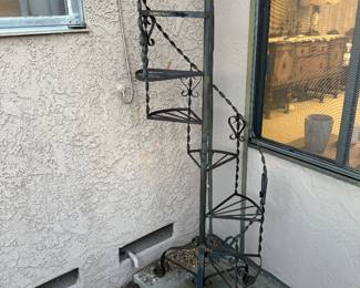 Wrought Iron Spiral Plant Holder