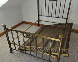 Beautiful brass bed make a reasonable offer