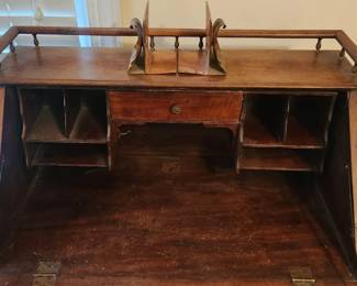 Secretary Desk Details