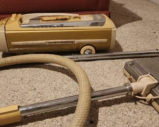 Vintage Vacuum Works!