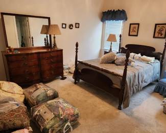 Double bed and Furniture/ Bedding