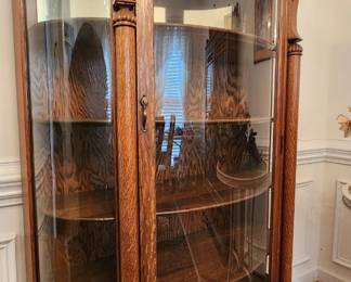 Tiger Oak Curved Curio Cabinet 