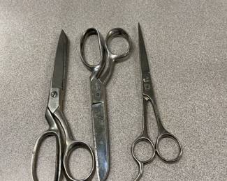 Professional scissors