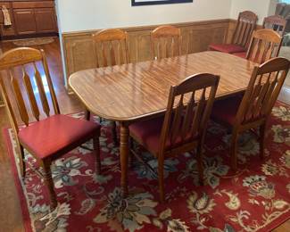 Dining table, 8 chairs, 2 leaves