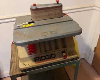 Ridge belt sander