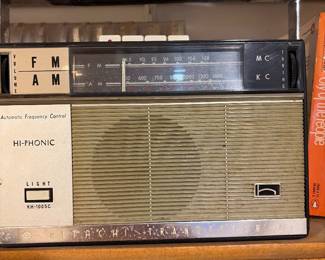 Para enterprise Hitachi  transistor radio number 10