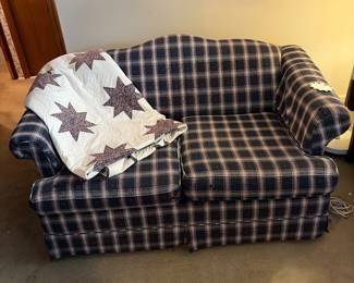 Stearns and foster loveseat