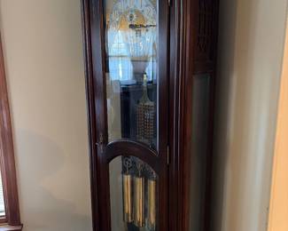 Seth Thomas Grandfather Clock  great condition 