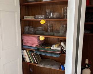 Placemats Cookbooks  clear glass dishes and bowls and cups 