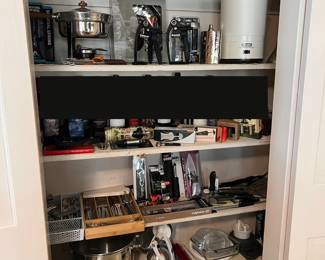 Misc kitchen, flatware