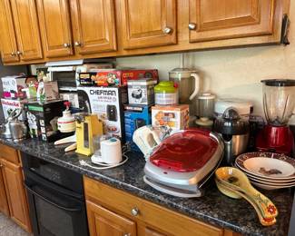 Small appliances galore.