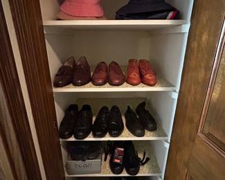 Men’s shoes - Many are new with tags.