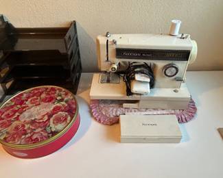 Kenmore Ultra Stitch 12 sewing machine