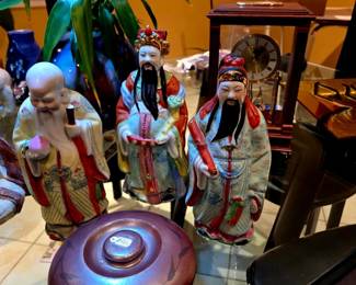 Decor, sculptures, & gifts