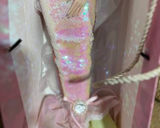 Close up of clothing on preview doll