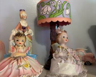 items located on shelves in Dining area - lots of smalls & collectibles