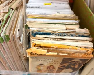 Laundry room - LOTS of patterns!