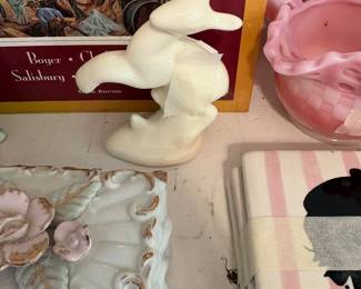 items located on shelves in Dining area - lots of smalls & collectibles