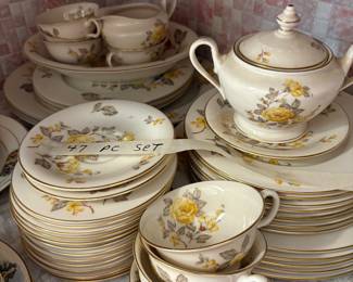 Kitchen - another set of dishes