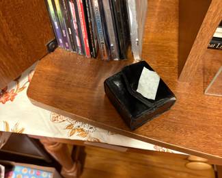 Bedroom 1 - items in second shelf unit