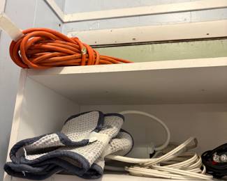 Laundry Room - Extension cord / miscellaneous