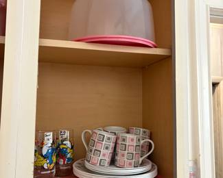 Kitchen - Set of Corelle Ware with coffee cups, plastic cake carrier