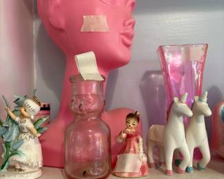 items located on shelves in Dining area - lots of smalls & collectibles