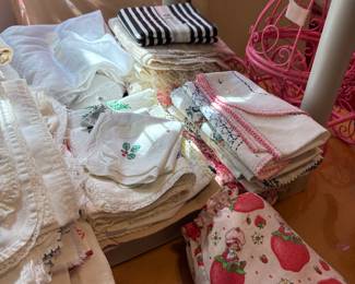 Dining room  - More kitchen/dining items