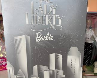 Barbie - Lady Liberty box