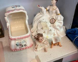 items located on shelves in Dining area - lots of smalls & collectibles